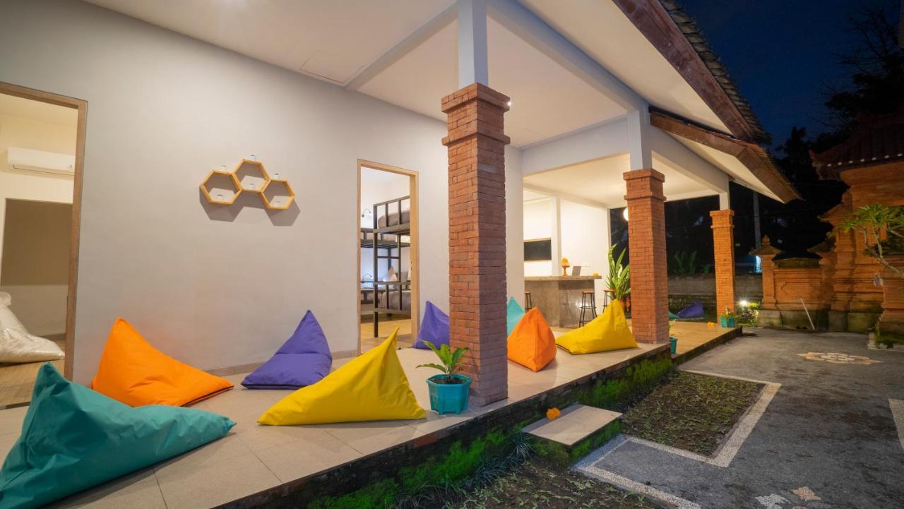 Aura Dormitory House Ubud Εξωτερικό φωτογραφία